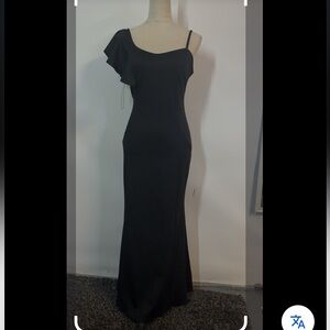 Chic One-Shoulder Black Dress
